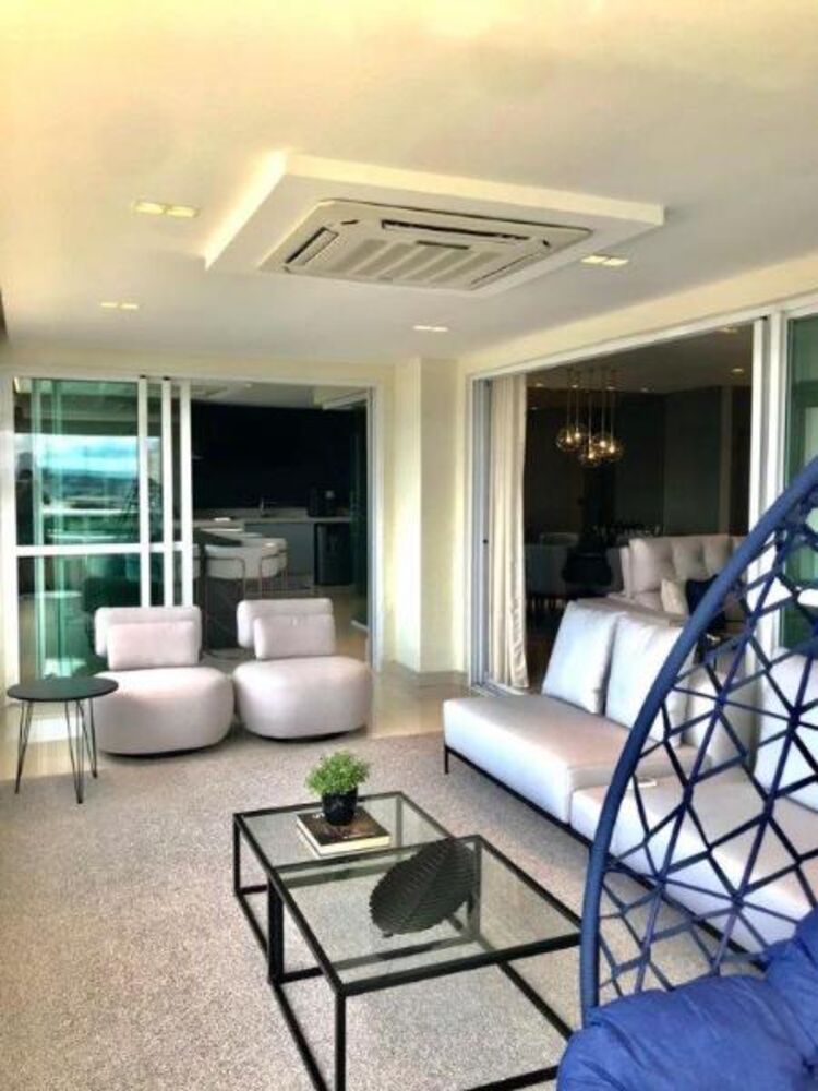 Apartamento à venda com 3 quartos, 226m² - Foto 8