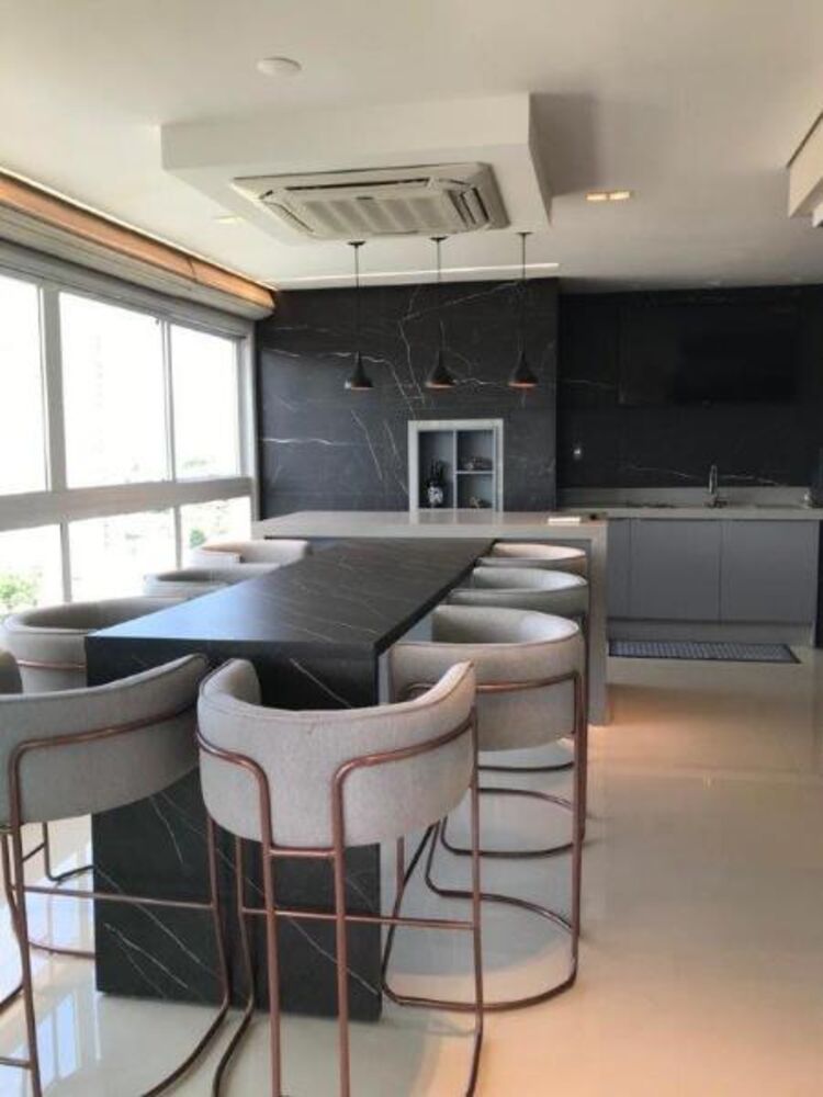 Apartamento à venda com 3 quartos, 226m² - Foto 10
