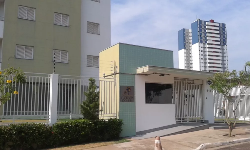 Apartamento à venda com 3 quartos, 76m² - Foto 2