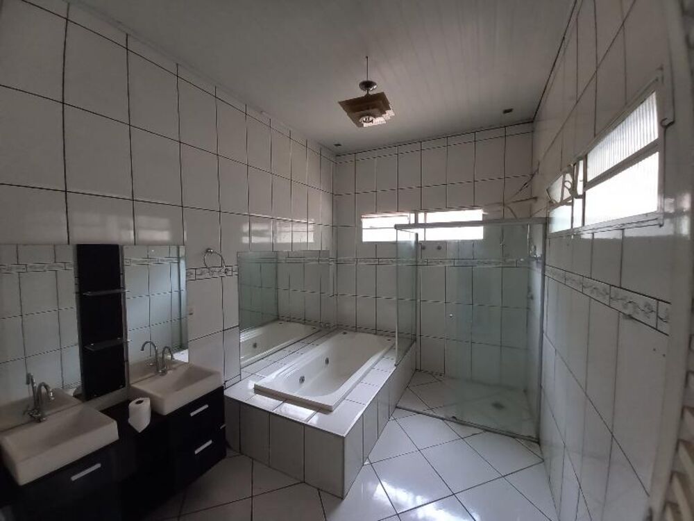 Casa para alugar com 3 quartos, 291m² - Foto 14