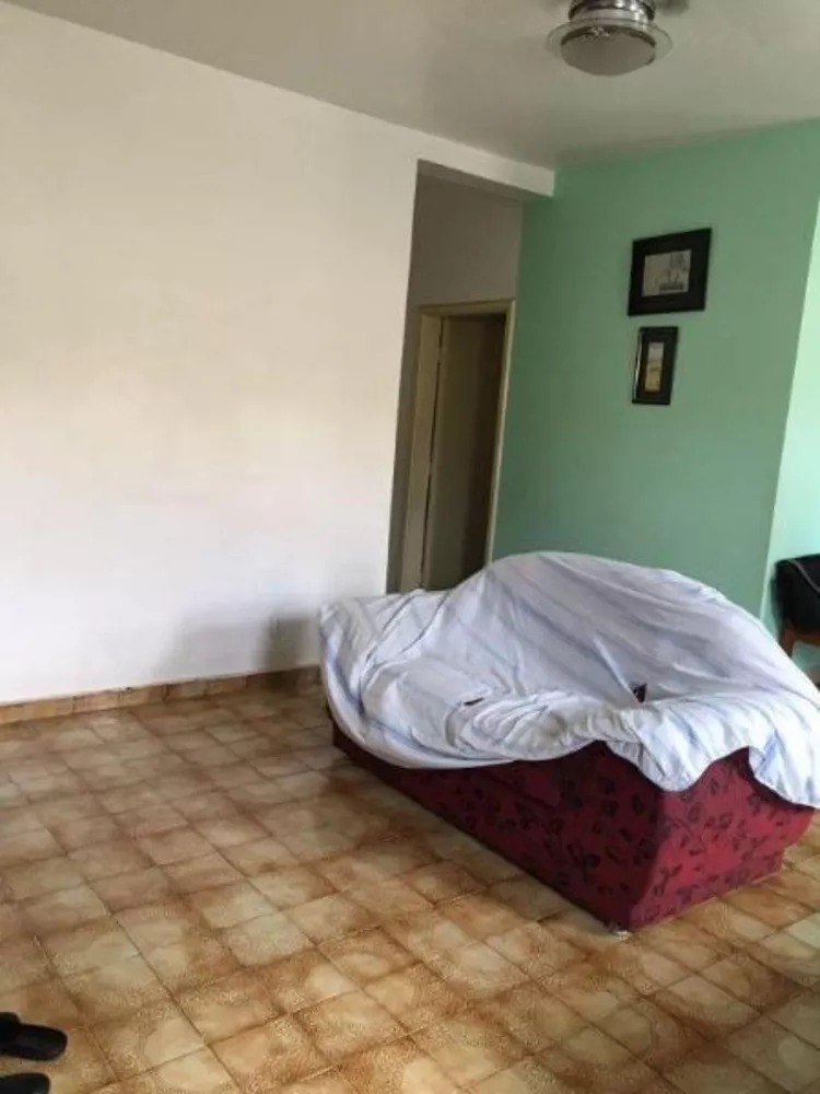 Casa à venda com 3 quartos, 380m² - Foto 3