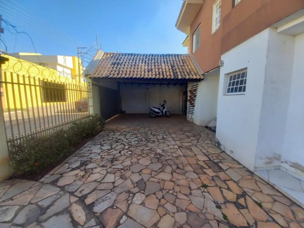 Casa, 3 quartos, 299 m² - Foto 4