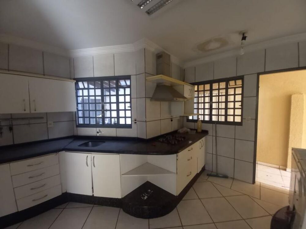 Casa, 3 quartos, 299 m² - Foto 6