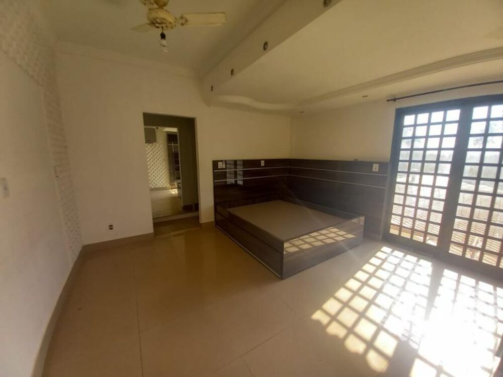 Casa, 3 quartos, 299 m² - Foto 13