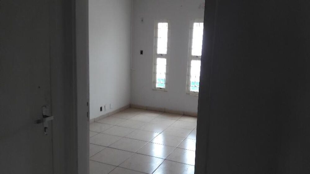 Prédio Inteiro para alugar com 5 quartos, 320m² - Foto 13