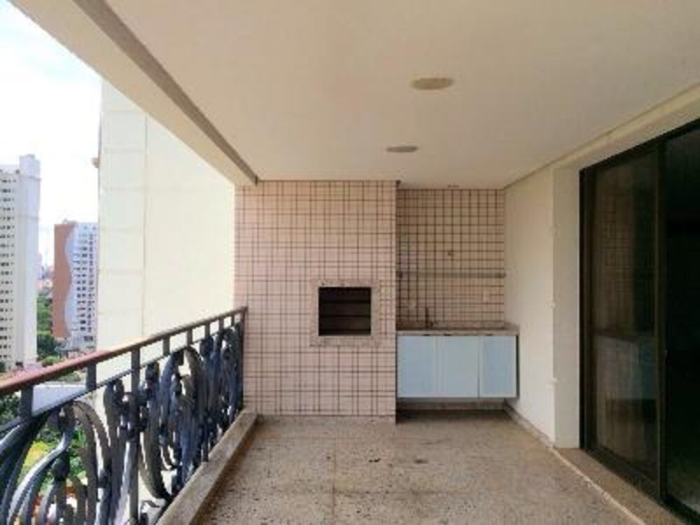 Apartamento à venda com 3 quartos, 240m² - Foto 28