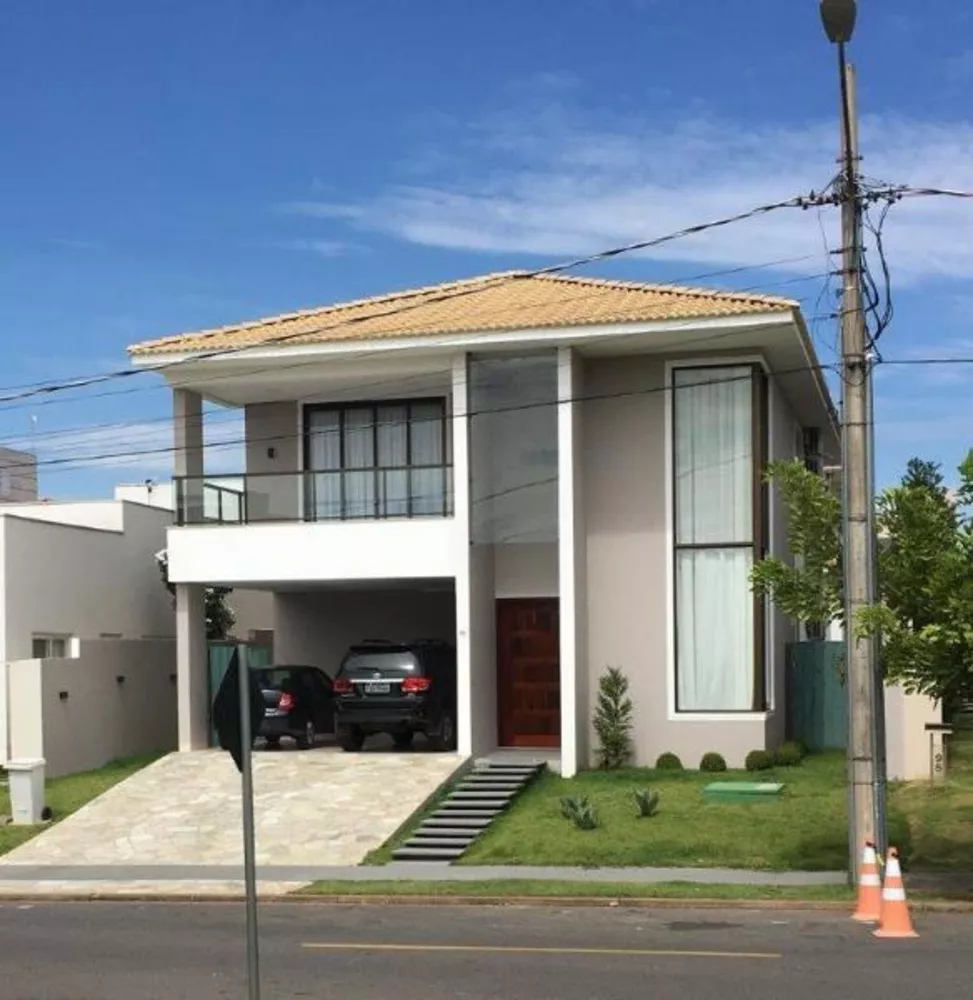 Casa à venda com 3 quartos, 313m² - Foto 2