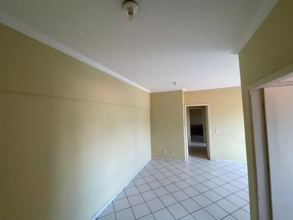 Apartamento à venda com 3 quartos, 81m² - Foto 3