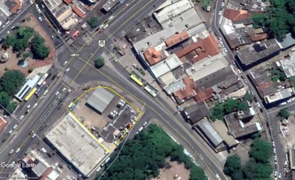 Loteamento e Condomínio - Foto 1