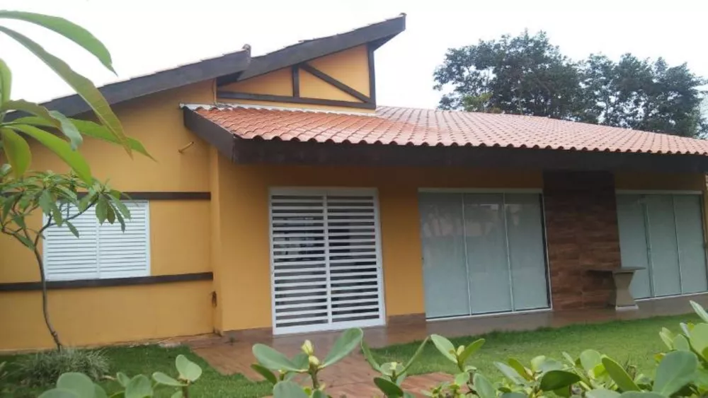 Casa à venda com 3 quartos, 180m² - Foto 2