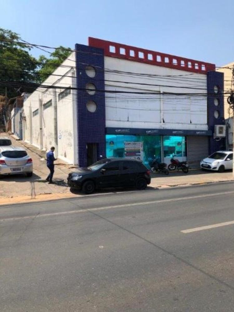 Prédio Inteiro - Foto 1