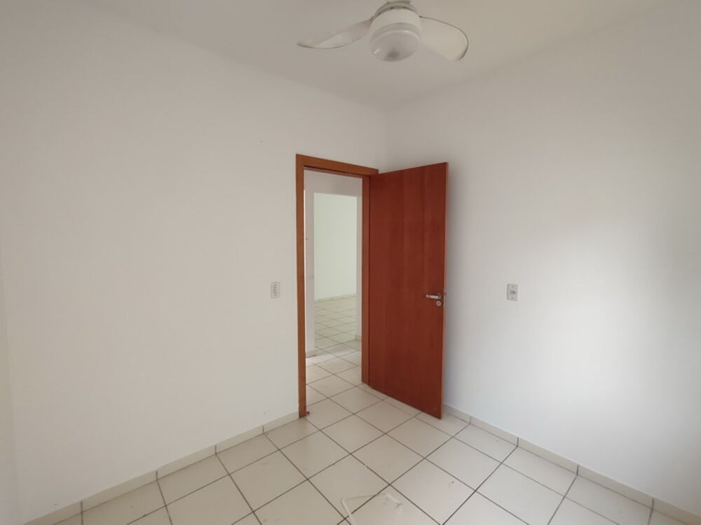 Casa à venda e aluguel com 3 quartos, 66m² - Foto 8