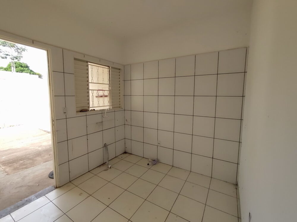 Casa à venda e aluguel com 3 quartos, 66m² - Foto 14