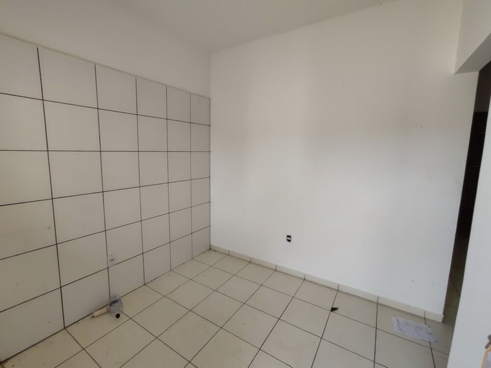 Casa à venda e aluguel com 3 quartos, 66m² - Foto 15
