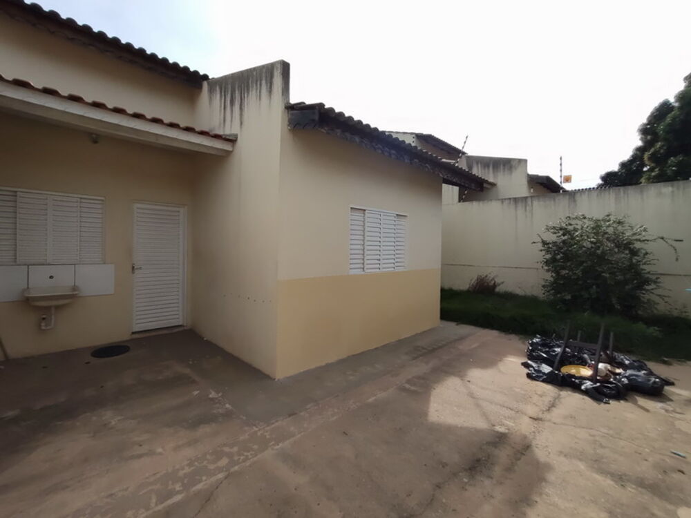 Casa à venda e aluguel com 3 quartos, 66m² - Foto 17