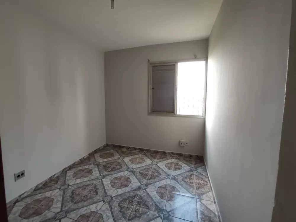 Apartamento para alugar com 3 quartos, 90m² - Foto 14