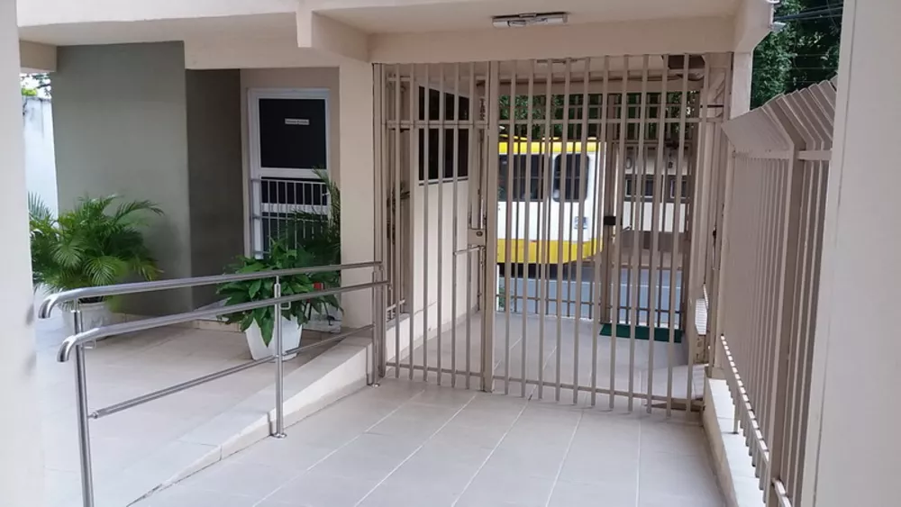 Apartamento para alugar com 3 quartos, 90m² - Foto 3