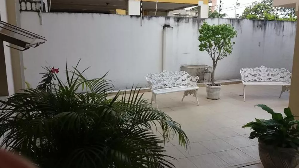 Apartamento para alugar com 3 quartos, 90m² - Foto 4