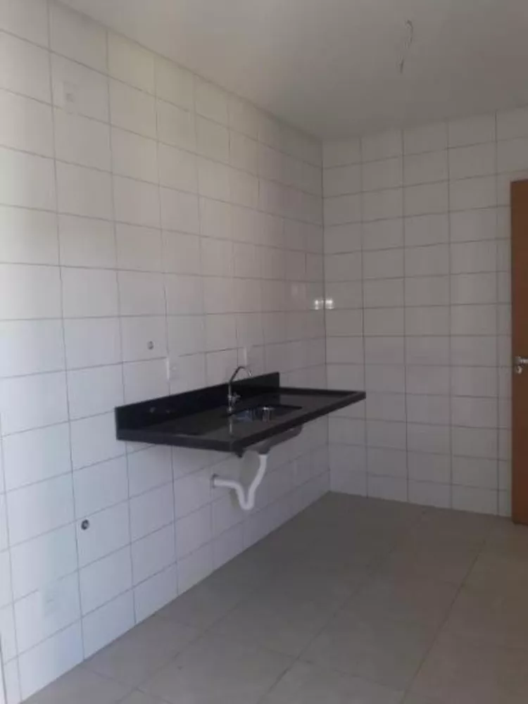 Apartamento à venda com 3 quartos, 64m² - Foto 7