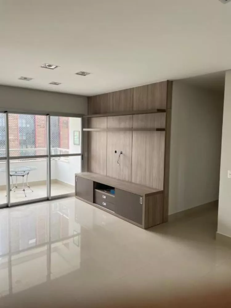 Apartamento à venda com 3 quartos, 118m² - Foto 2