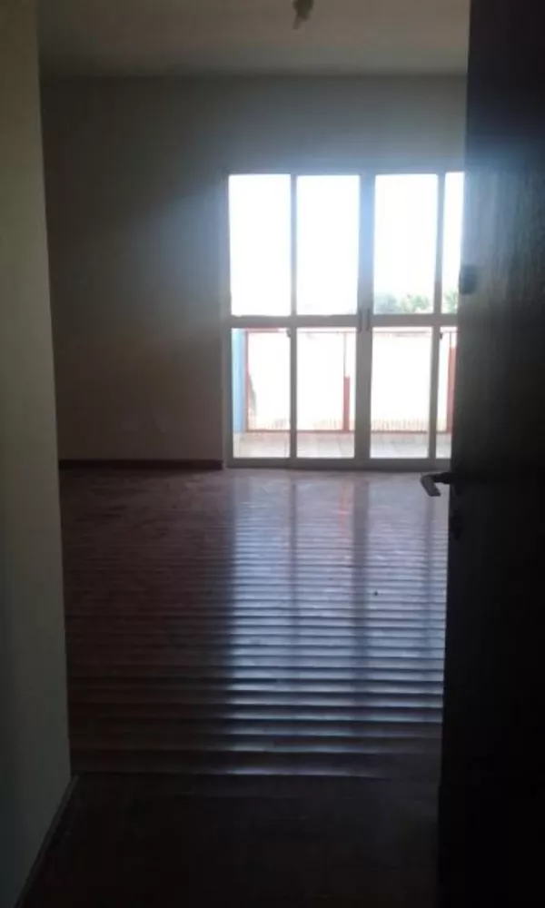 Apartamento à venda com 4 quartos, 130m² - Foto 4