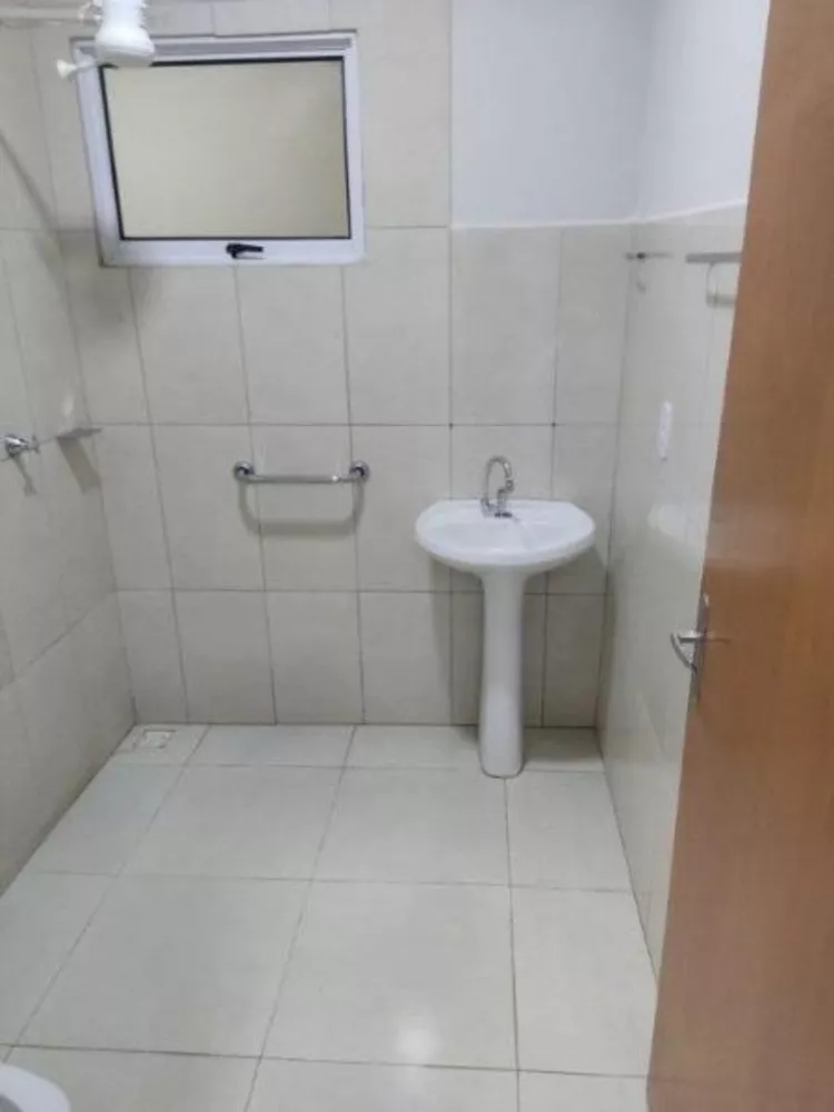 Casa de Condomínio para alugar com 2 quartos, 51m² - Foto 3