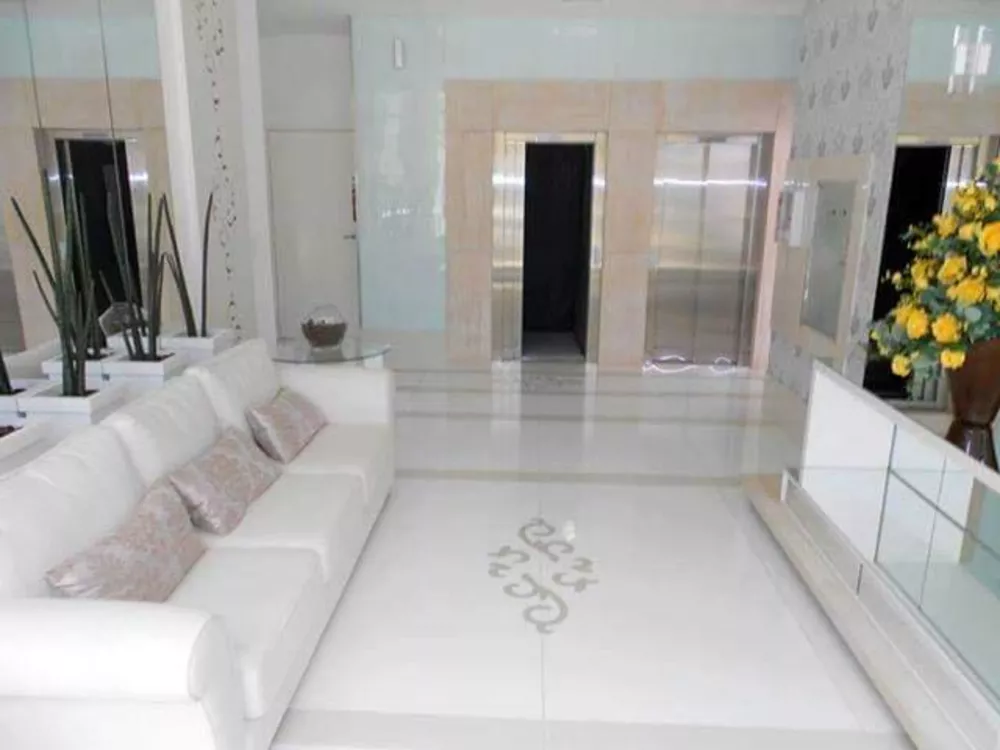 Apartamento, 3 quartos, 247 m² - Foto 2