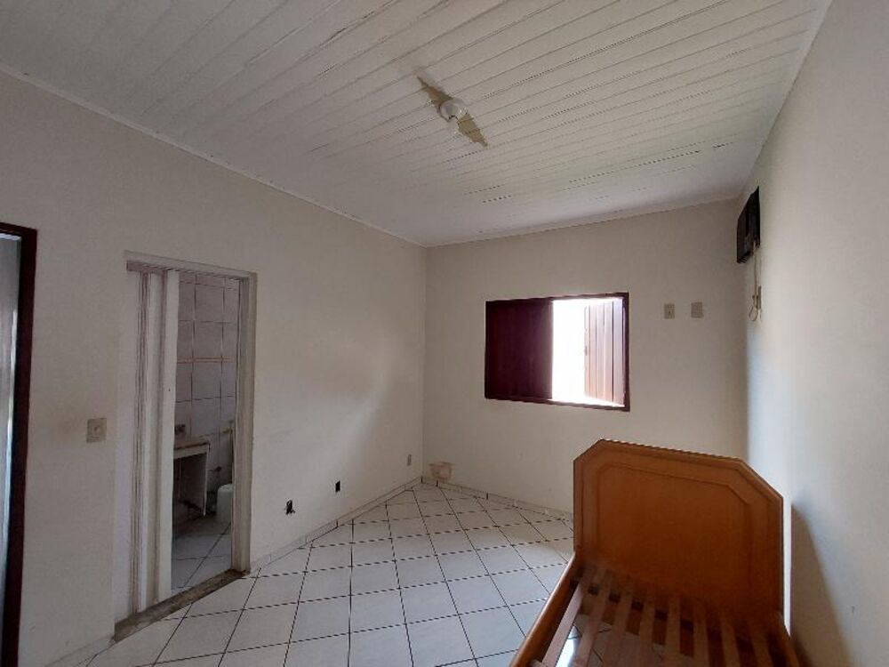 Casa, 3 quartos, 270 m² - Foto 8