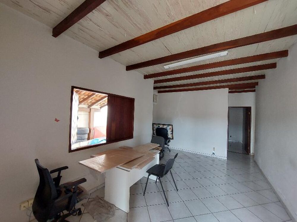Casa, 3 quartos, 270 m² - Foto 4