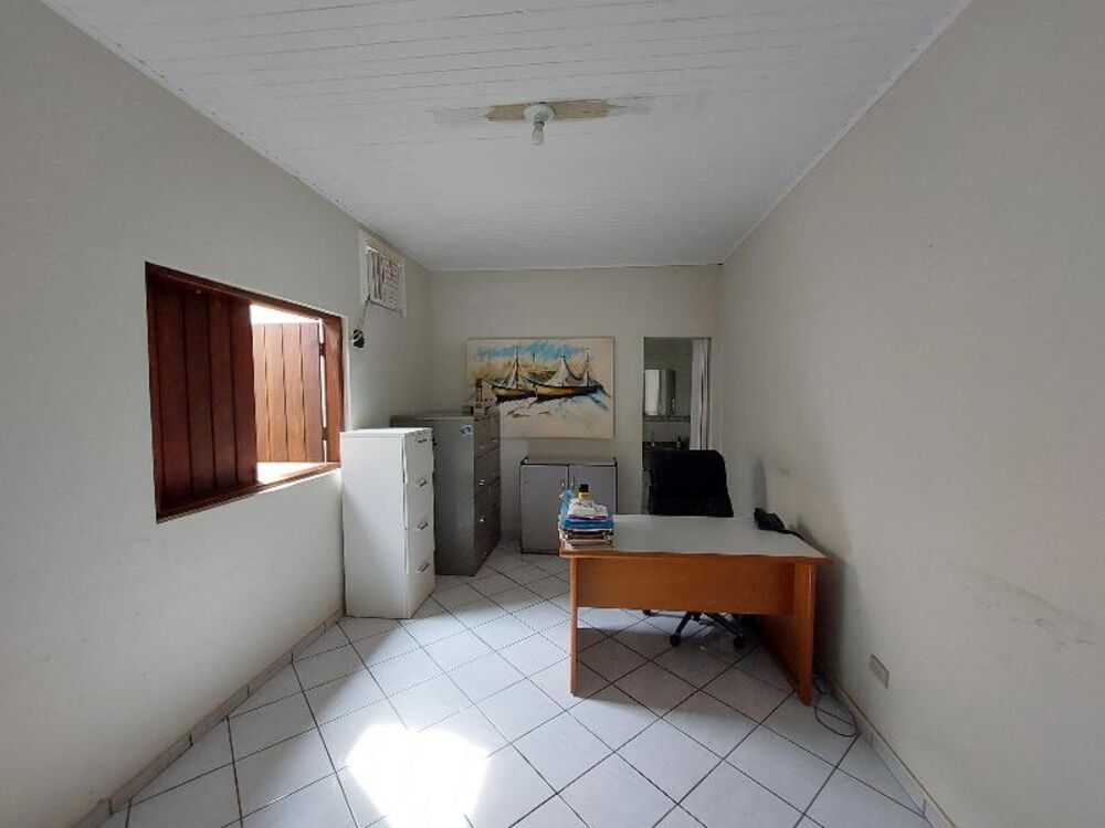 Casa, 3 quartos, 270 m² - Foto 11