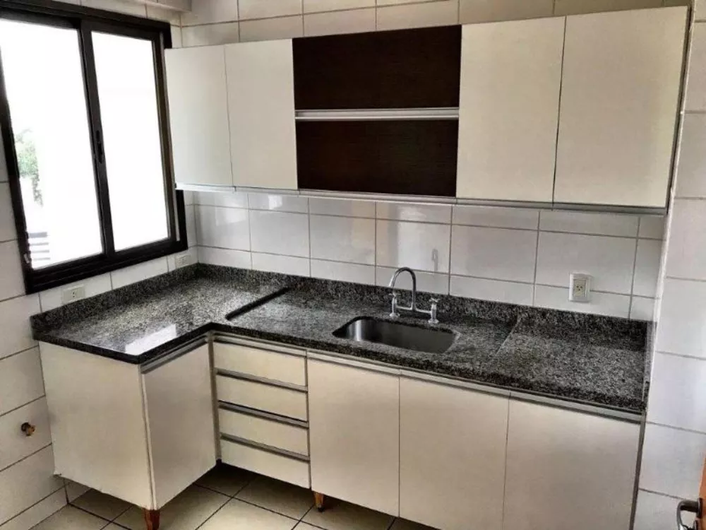 Apartamento à venda com 3 quartos, 112m² - Foto 4