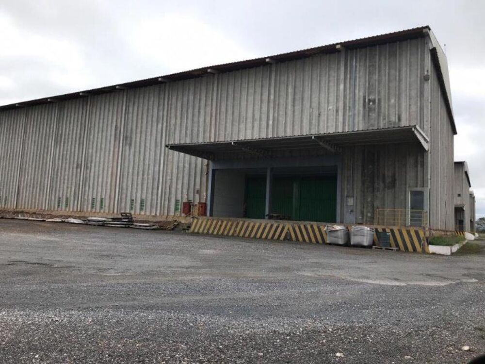 Depósito-Galpão-Armazém para alugar, 2500m² - Foto 1