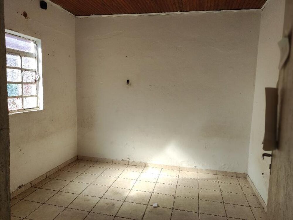 Casa à venda com 2 quartos, 50m² - Foto 3