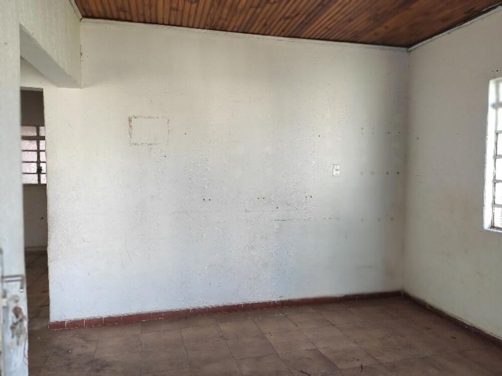 Casa à venda com 2 quartos, 50m² - Foto 2