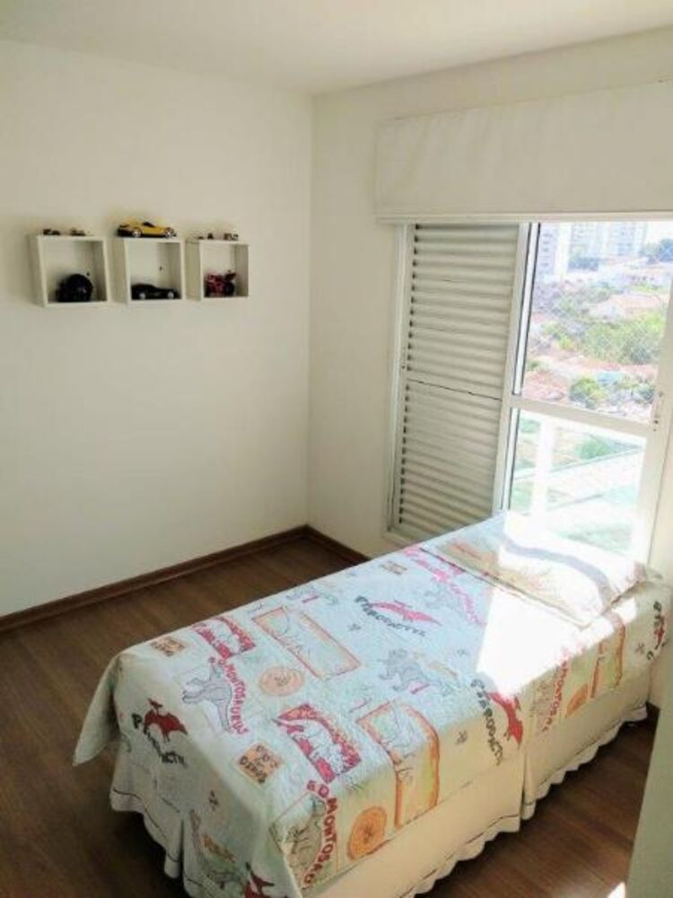 Apartamento à venda com 3 quartos, 209m² - Foto 13