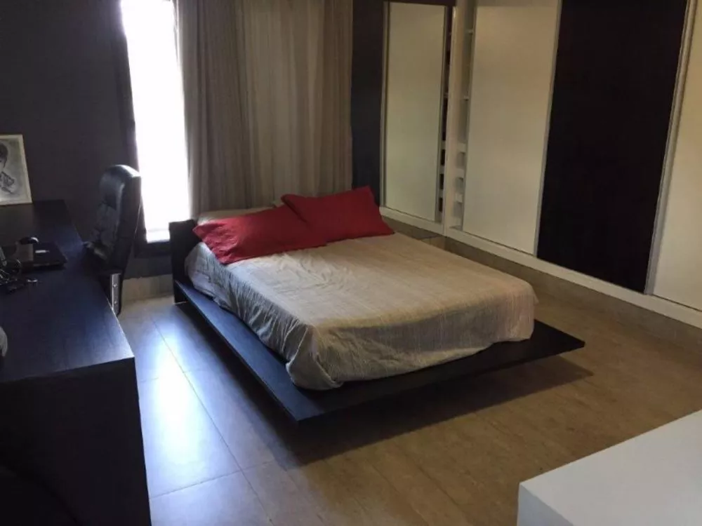 Casa à venda com 4 quartos, 300m² - Foto 6