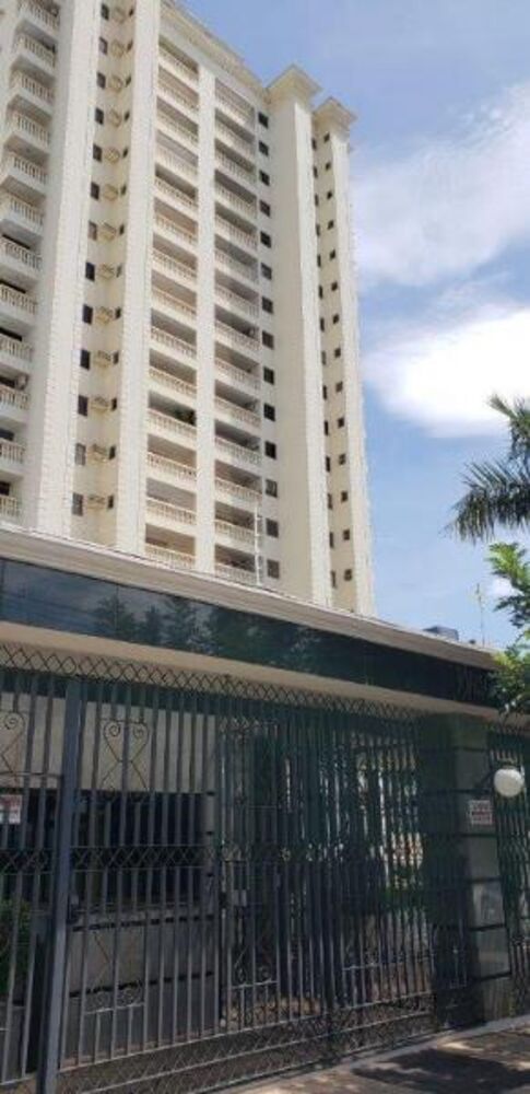 Apartamento, 3 quartos, 227 m² - Foto 1