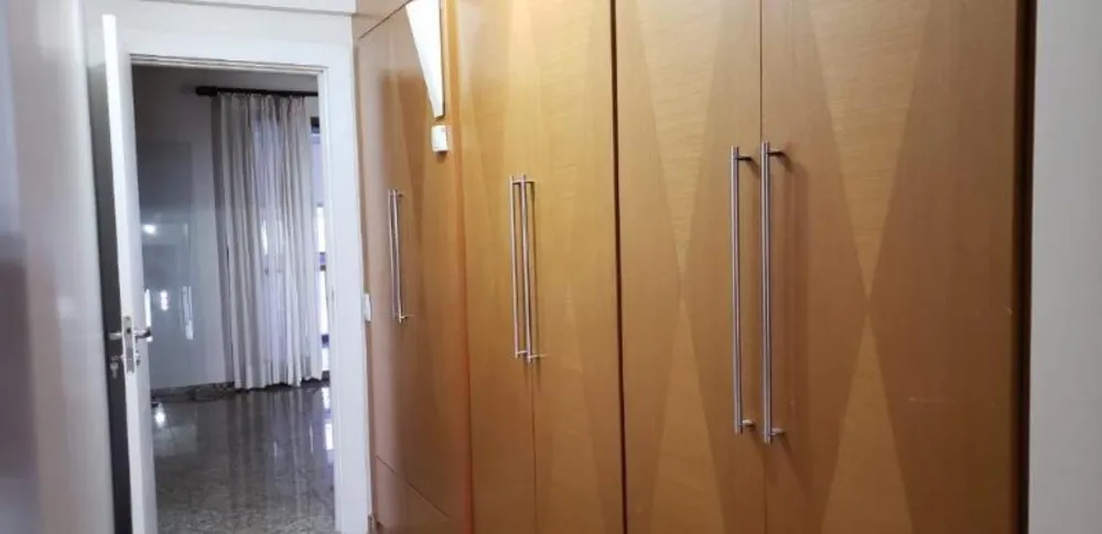 Apartamento, 3 quartos, 227 m² - Foto 10