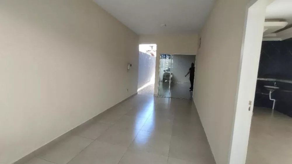 Casa à venda e aluguel com 4 quartos, 183m² - Foto 4