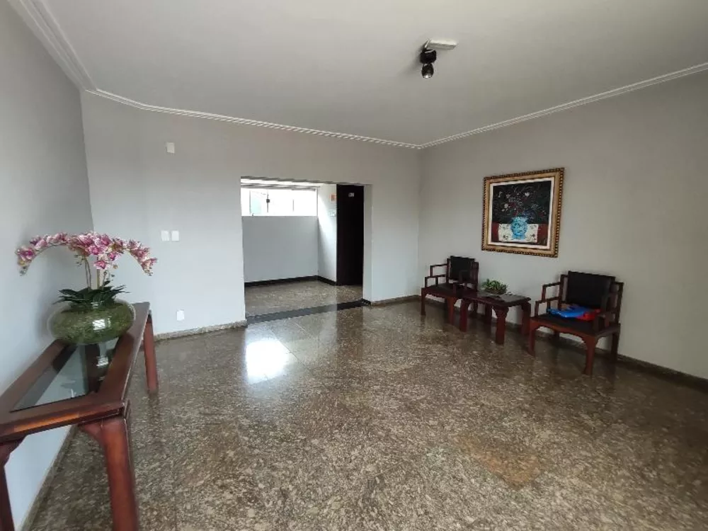 Apartamento à venda com 4 quartos, 253m² - Foto 3