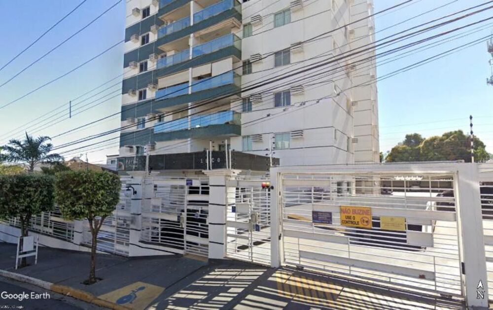 Apartamento à venda com 3 quartos, 97m² - Foto 2