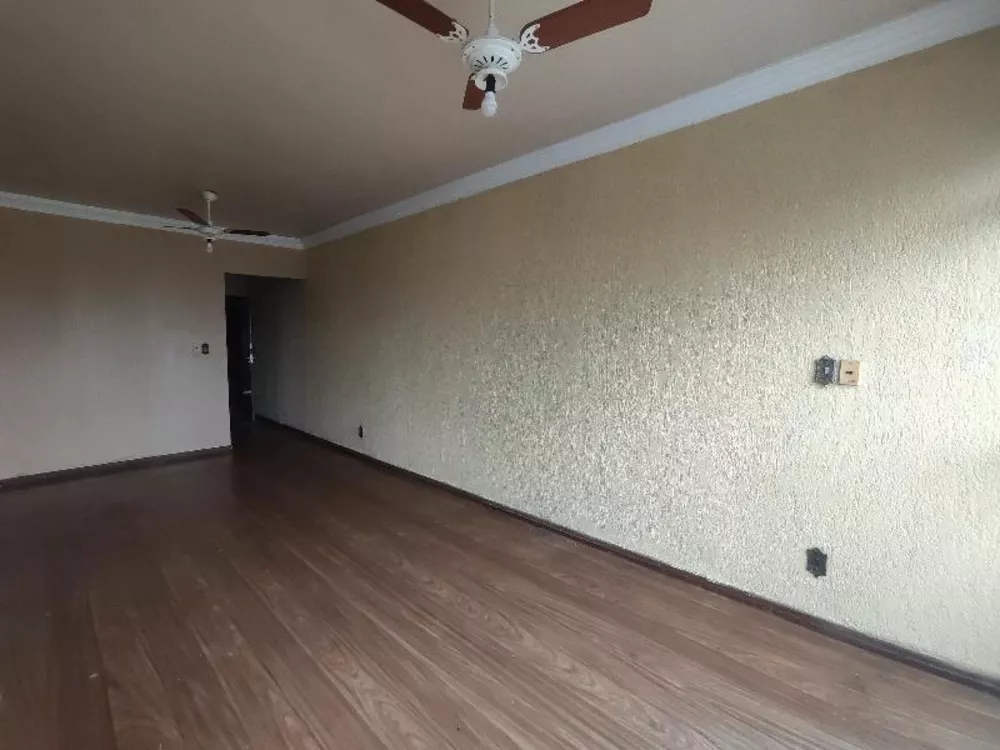 Apartamento à venda com 3 quartos, 90m² - Foto 7