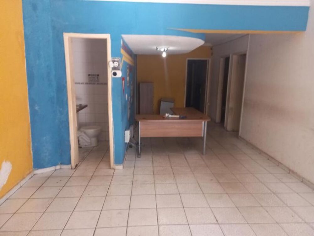 Prédio Inteiro para alugar com 7 quartos, 777m² - Foto 13