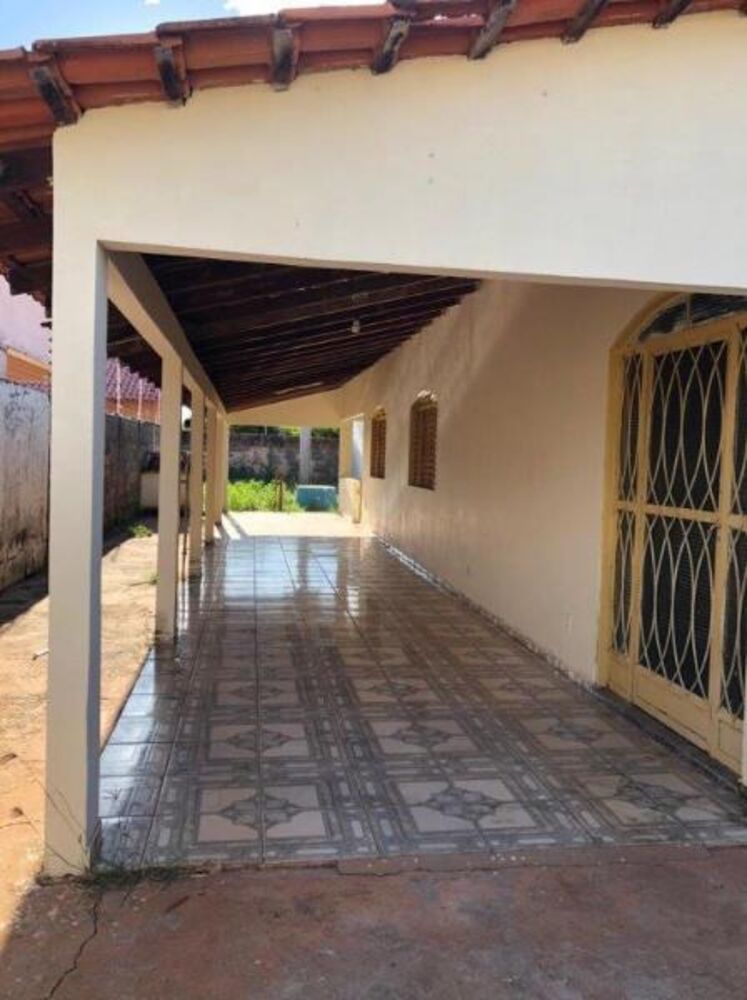 Casa à venda com 3 quartos - Foto 2