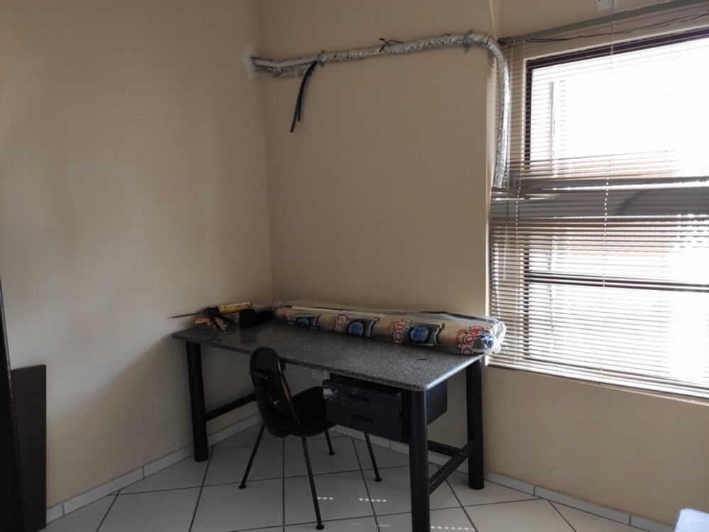Conjunto Comercial-Sala para alugar com 3 quartos, 61m² - Foto 4