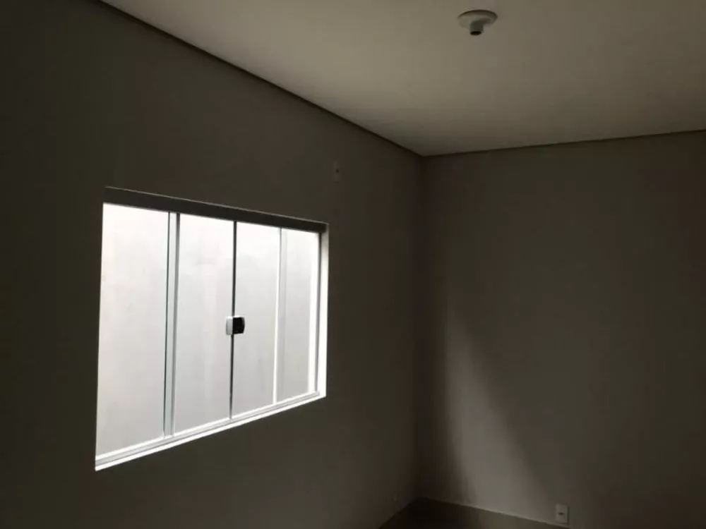 Casa à venda e aluguel com 2 quartos, 61m² - Foto 3