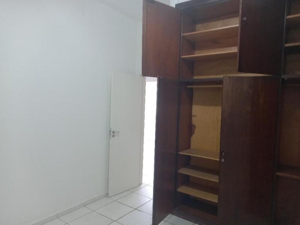 Casa para alugar com 5 quartos, 203m² - Foto 16