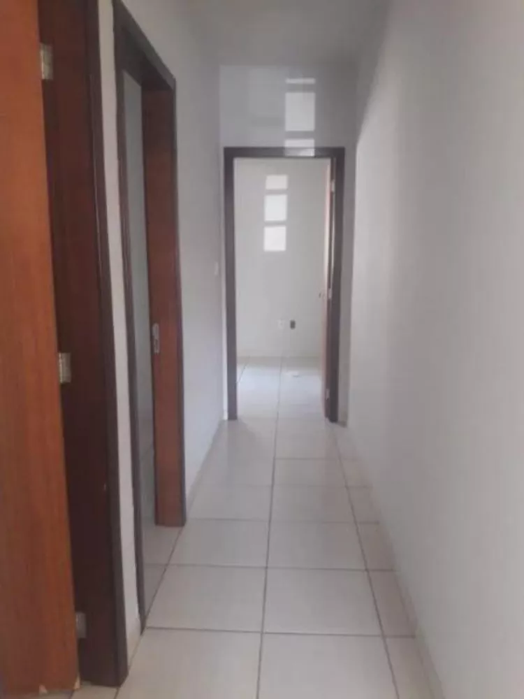 Casa à venda com 3 quartos, 96m² - Foto 6