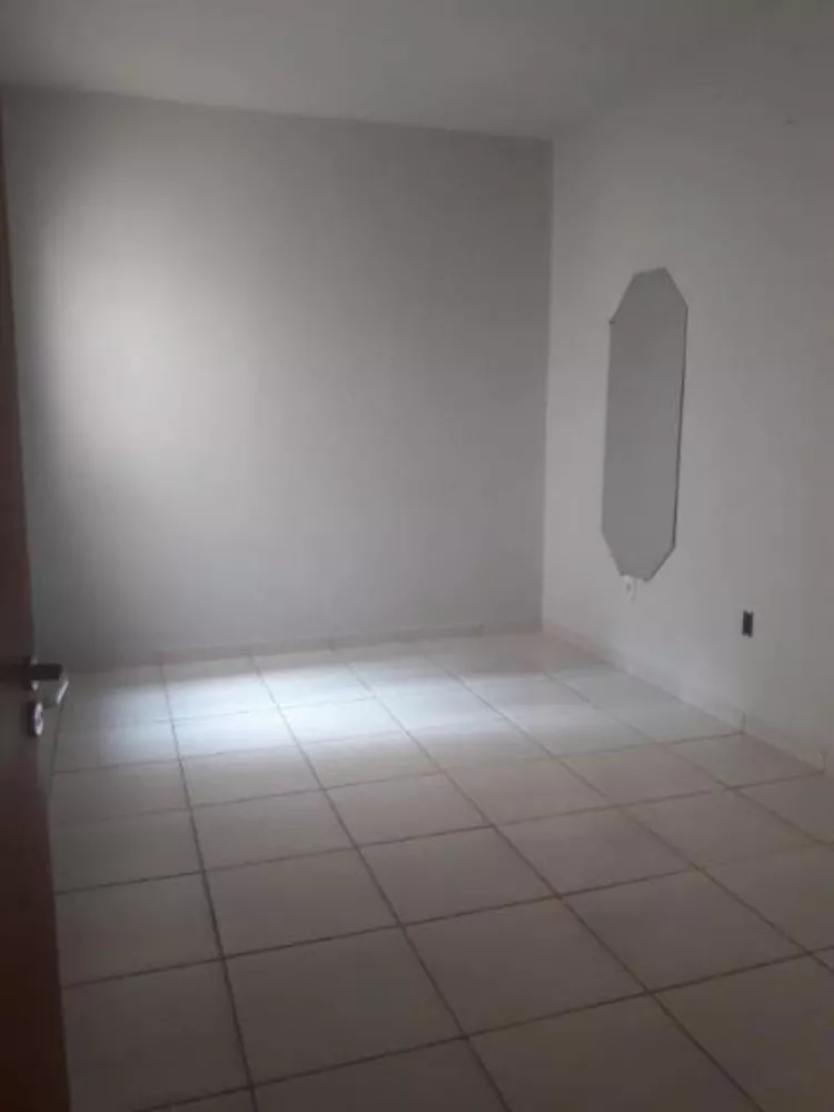 Casa à venda com 3 quartos, 96m² - Foto 8