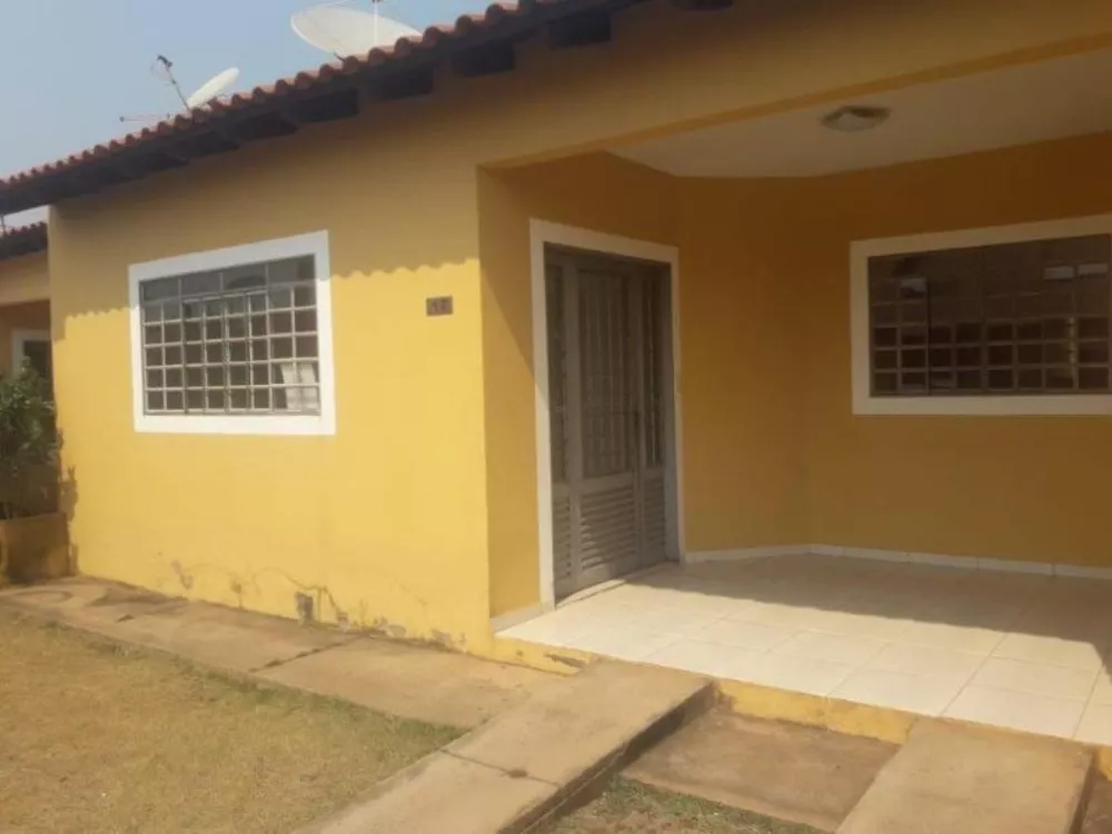 Casa à venda com 3 quartos, 96m² - Foto 2